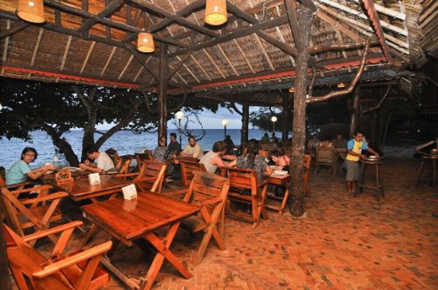 Phi Phi Relax Beach Resort-5